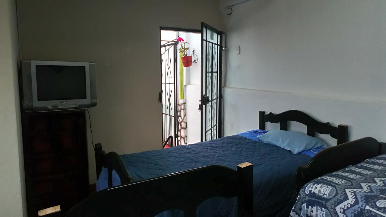Tuku Wasi Hostel Cusco Bagian luar foto