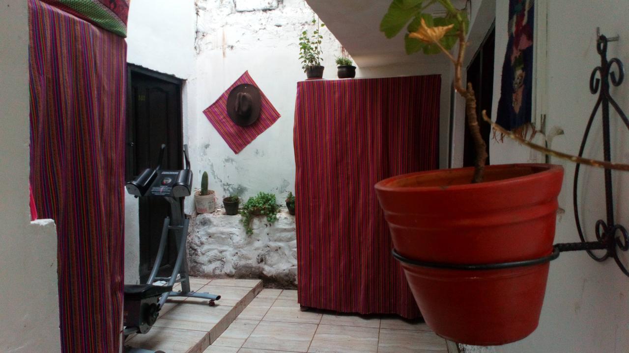 Tuku Wasi Hostel Cusco Bagian luar foto